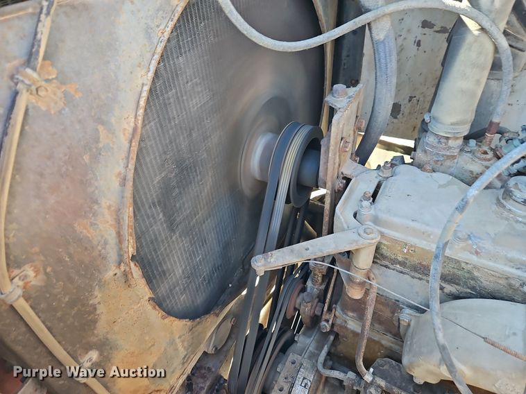 image for item EI3527 1974 Kenworth  water truck