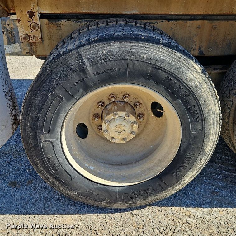 image for item EI3527 1974 Kenworth  water truck