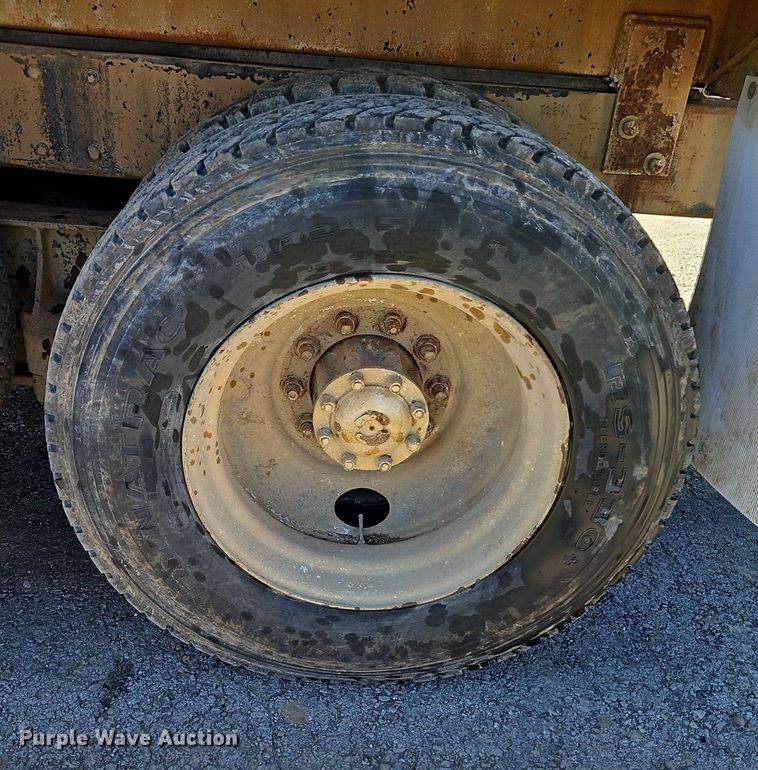 image for item EI3527 1974 Kenworth  water truck