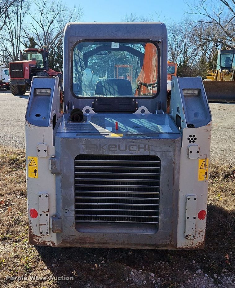image for item EI3532 2015 Takeuchi  TL8 tracked skid steer loader