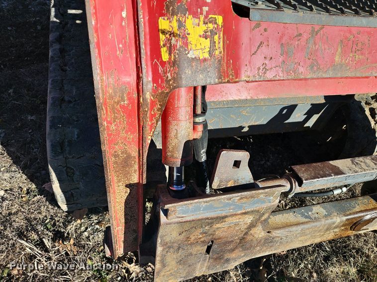 image for item EI3532 2015 Takeuchi  TL8 tracked skid steer loader