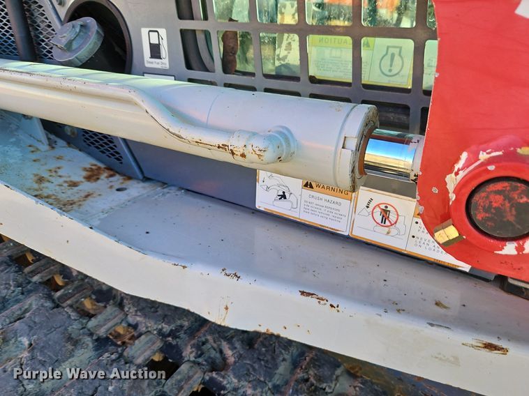 image for item EI3532 2015 Takeuchi  TL8 tracked skid steer loader