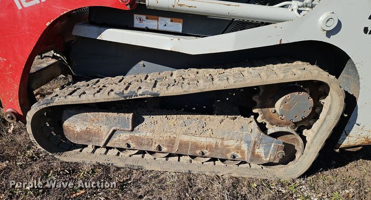 image for item EI3532 2015 Takeuchi  TL8 tracked skid steer loader