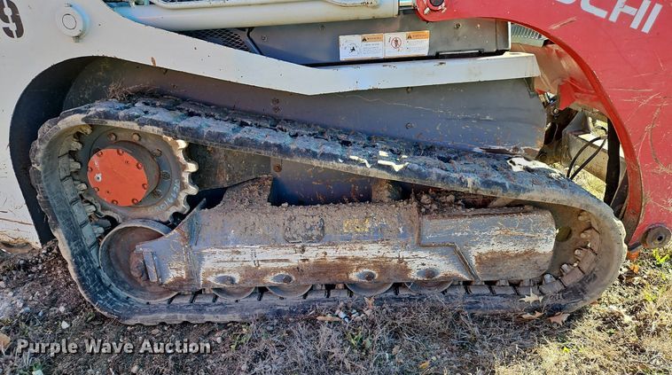 image for item EI3532 2015 Takeuchi  TL8 tracked skid steer loader