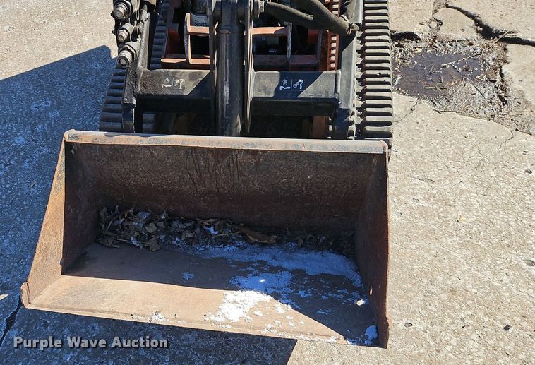 image for item EI3574 2016 Ditch Witch SK752 compact utility loader