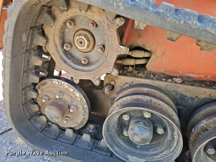 image for item EI3574 2016 Ditch Witch SK752 compact utility loader