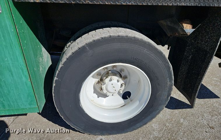 image for item EI3575 2000 International 4700 bucket truck