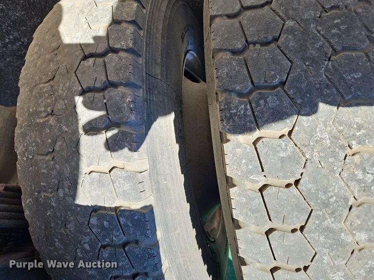 image for item EI3575 2000 International 4700 bucket truck