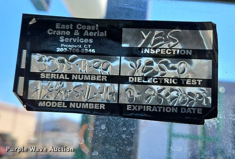 image for item EI3575 2000 International 4700 bucket truck