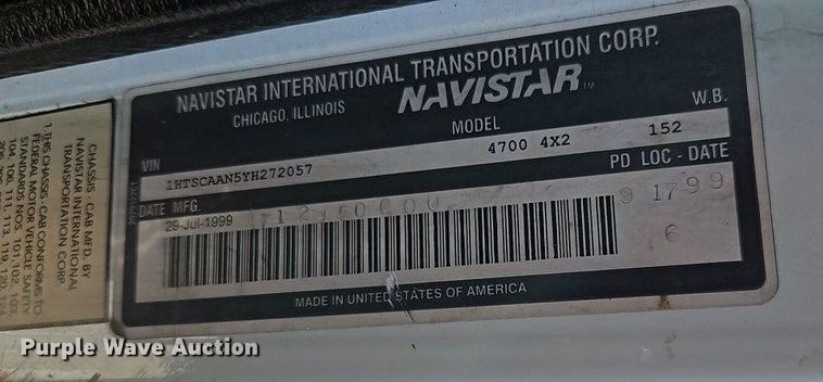 image for item EI3575 2000 International 4700 bucket truck