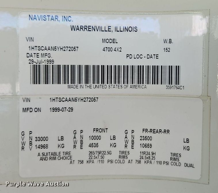 image for item EI3575 2000 International 4700 bucket truck