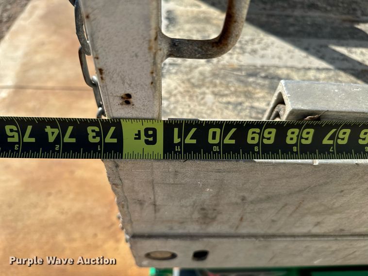 image for item EJ0266 2012 JLG 1930 ES scissor lift