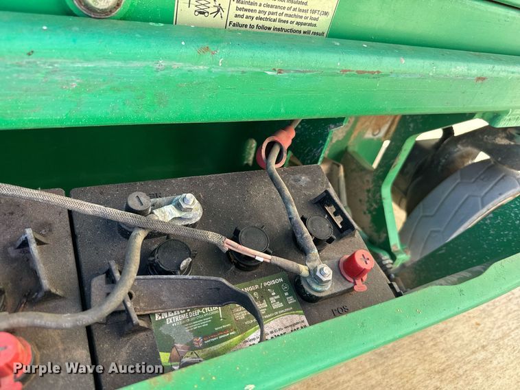 image for item EJ0266 2012 JLG 1930 ES scissor lift