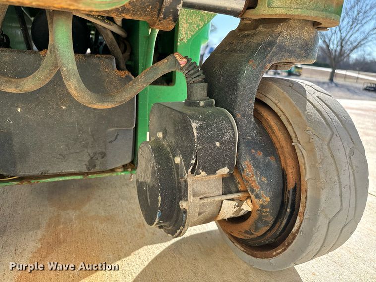 image for item EJ0266 2012 JLG 1930 ES scissor lift