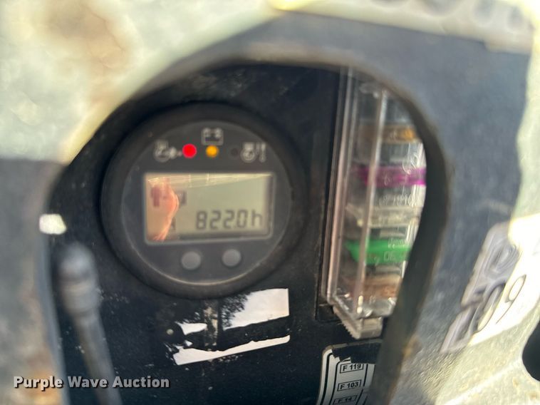 image for item EJ0271 Bomag  BMP8500 trench compactor