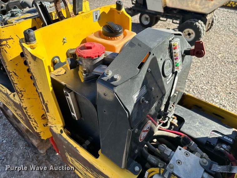 image for item EJ0271 Bomag  BMP8500 trench compactor