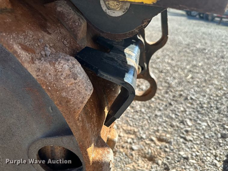 image for item EJ0271 Bomag  BMP8500 trench compactor