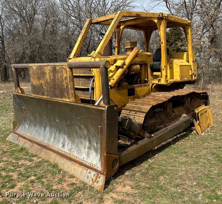 image for item EJ0284 1977 Caterpillar  D6D dozer