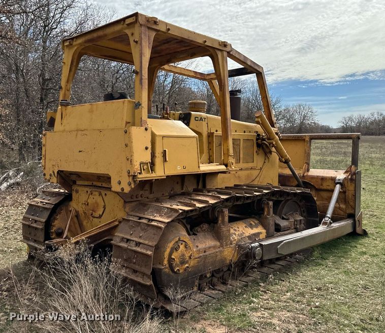 image for item EJ0284 1977 Caterpillar  D6D dozer