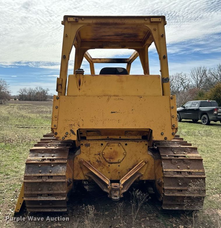 image for item EJ0284 1977 Caterpillar  D6D dozer