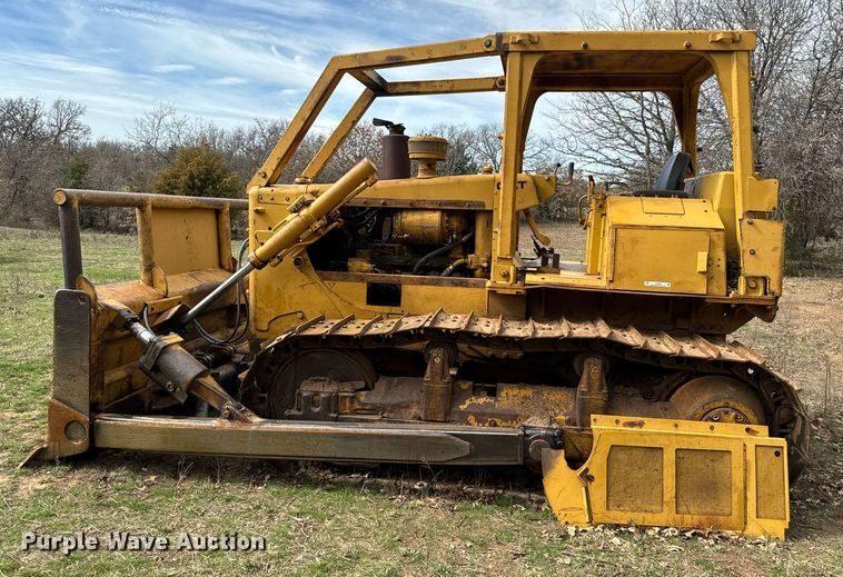 image for item EJ0284 1977 Caterpillar  D6D dozer