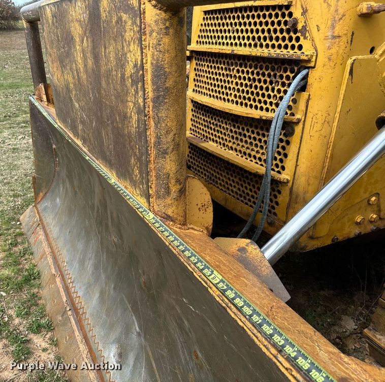 image for item EJ0284 1977 Caterpillar  D6D dozer