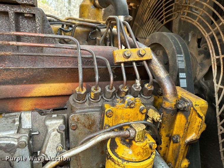 image for item EJ0284 1977 Caterpillar  D6D dozer