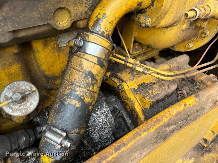 image for item EJ0284 1977 Caterpillar  D6D dozer