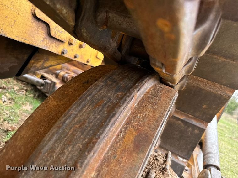 image for item EJ0284 1977 Caterpillar  D6D dozer