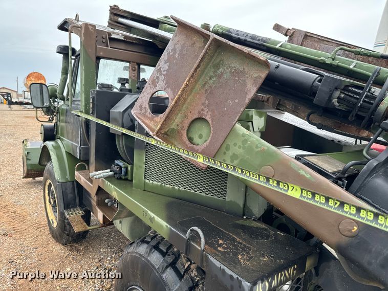 image for item EJ0304 Freightliner Unimog FLU419 emplacement excavator