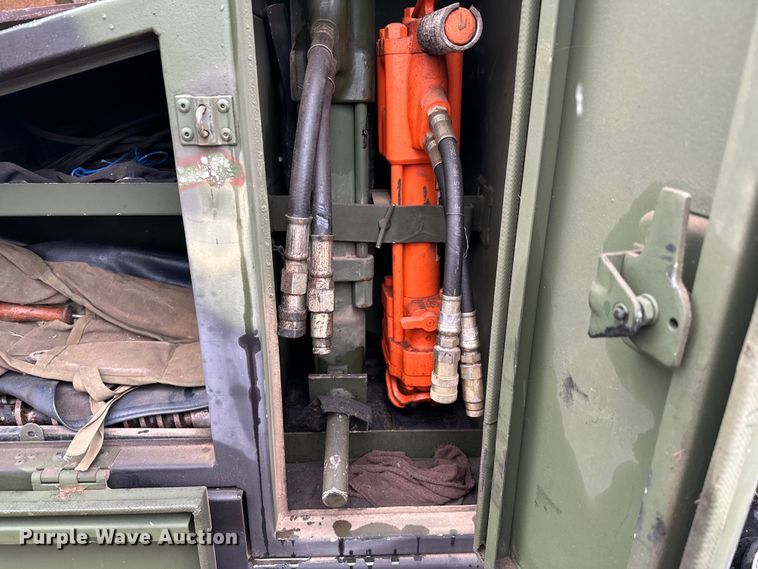 image for item EJ0304 Freightliner Unimog FLU419 emplacement excavator