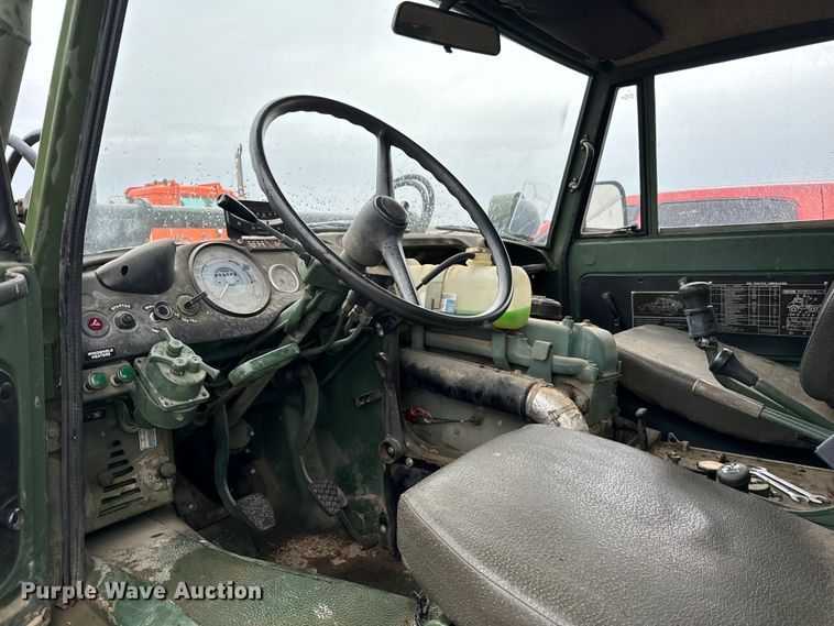 image for item EJ0304 Freightliner Unimog FLU419 emplacement excavator