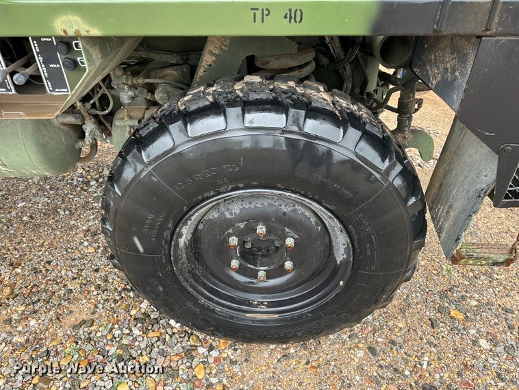 image for item EJ0304 Freightliner Unimog FLU419 emplacement excavator