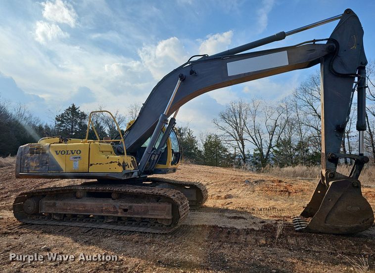 image for item EJ5921 2001 Volvo  EC290LC  excavator