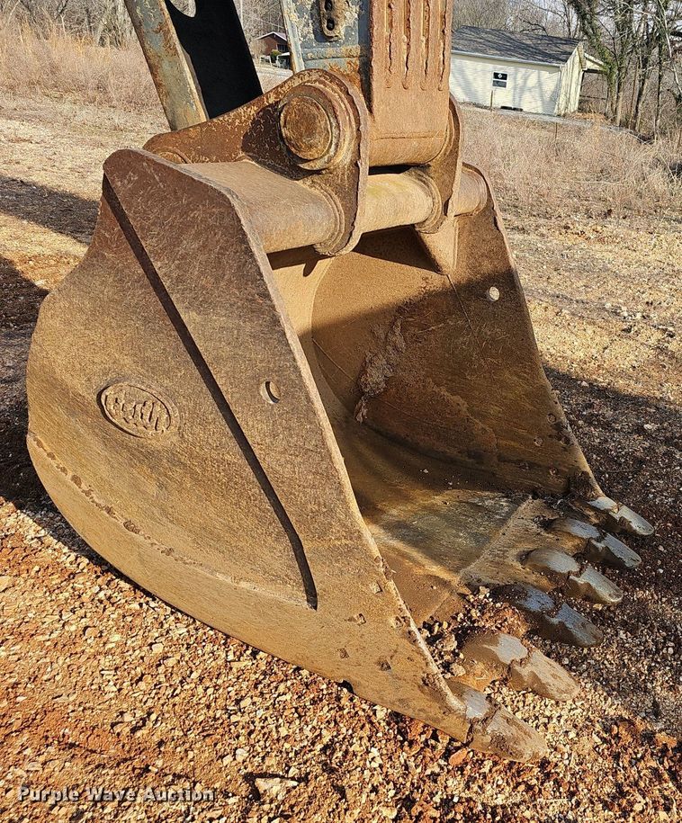 image for item EJ5921 2001 Volvo  EC290LC  excavator