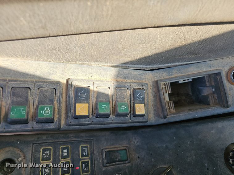 image for item EJ5921 2001 Volvo  EC290LC  excavator