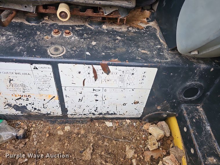 image for item EJ5923 2007 Komatsu  CK30-1 tracked skid steer loader