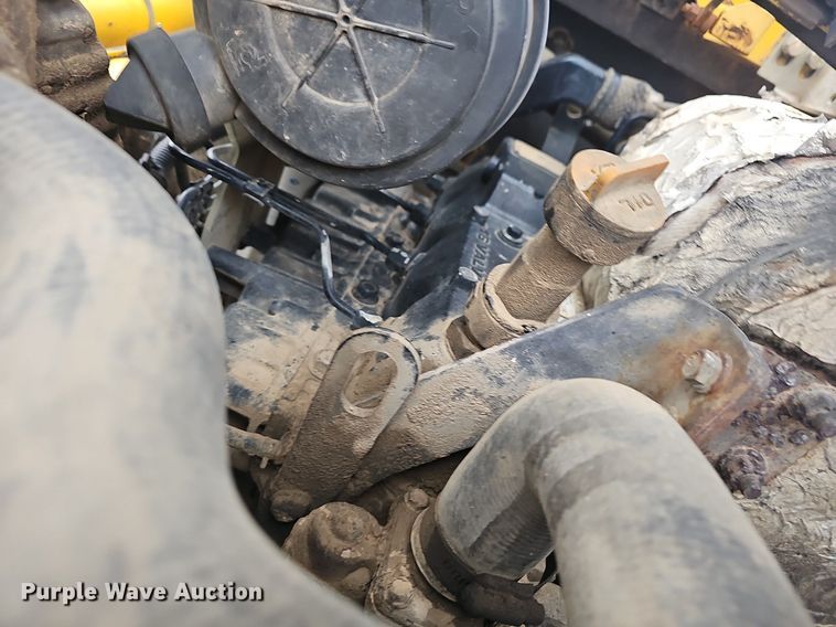 image for item EJ5923 2007 Komatsu  CK30-1 tracked skid steer loader