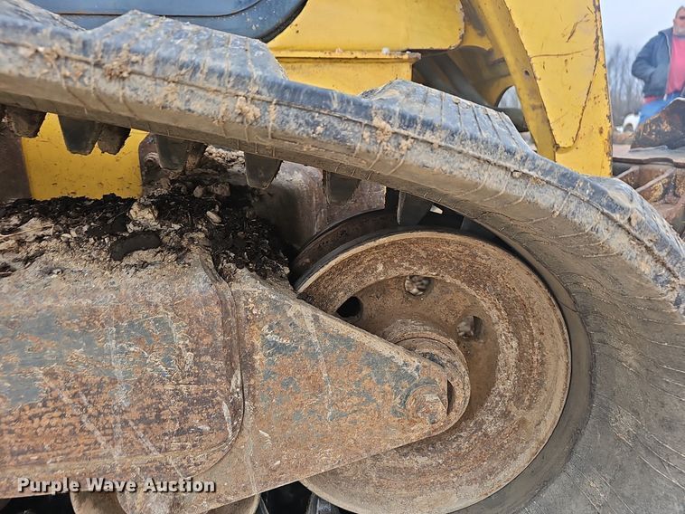 image for item EJ5923 2007 Komatsu  CK30-1 tracked skid steer loader