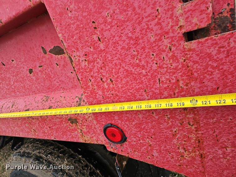 image for item EJ5925 1993 International 8100 dump truck