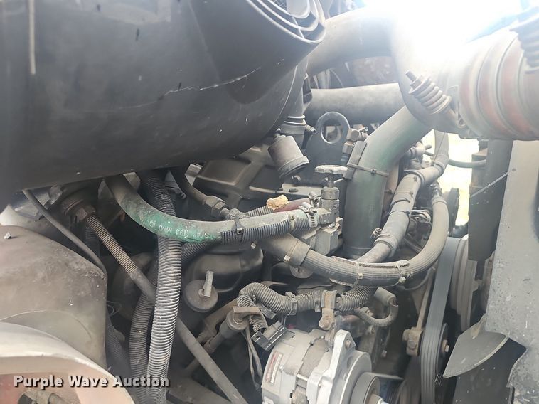 image for item EJ5925 1993 International 8100 dump truck