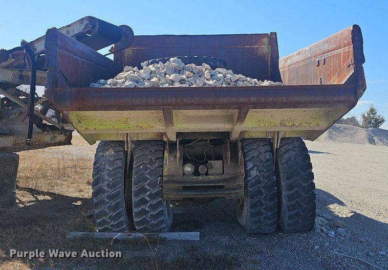 image for item EJ5932 Euclid 207 FD haul truck