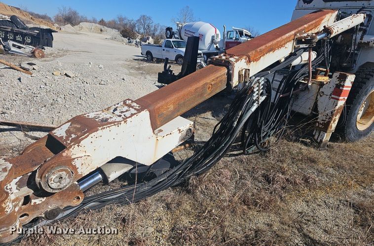 image for item EJ5933 Gardener-Denver 640-GD rock drill