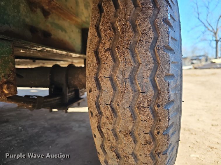 image for item EJ5947 1993 Sullair  375DPQ-JD air compressor