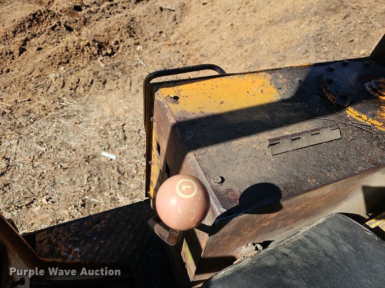 image for item EJ5948 1979 Case  850B track loader