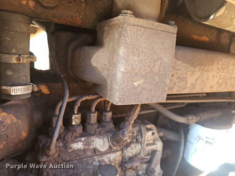 image for item EJ5948 1979 Case  850B track loader