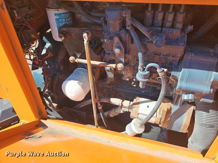 image for item EJ5950 2016 Altec DC1317 wood chipper