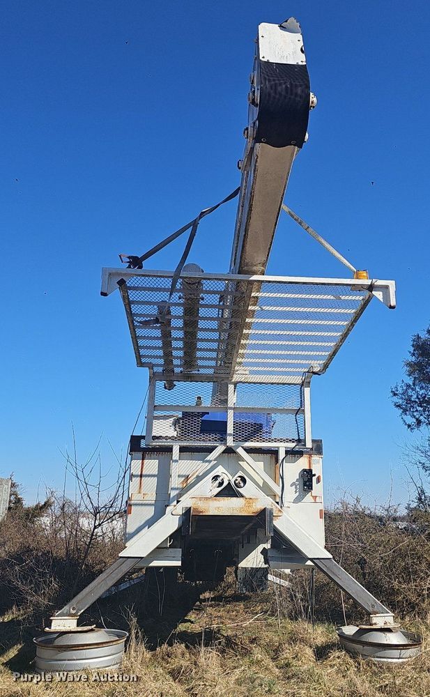 image for item EJ5951 Dakota Bodies  265-FB bucket truck bed