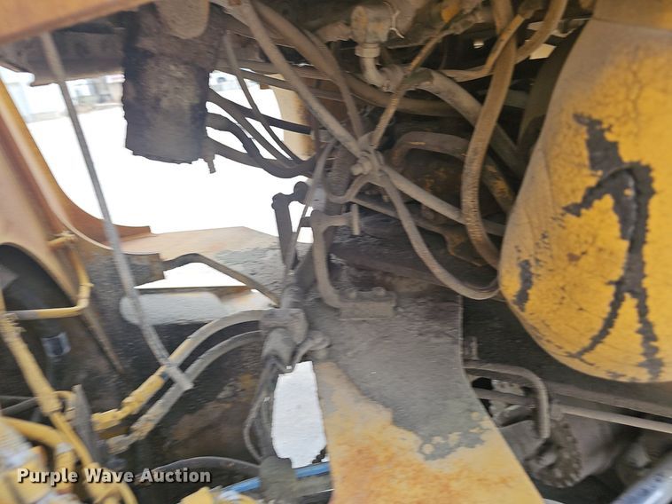 image for item EJ5954 1985 Caterpillar IT28 wheel loader