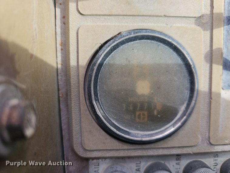 image for item EJ5954 1985 Caterpillar IT28 wheel loader